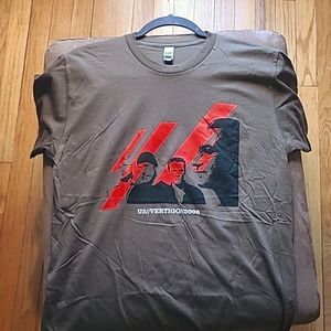 U2 Vertigo Conert Tour Shirt Size Medium American Apparel